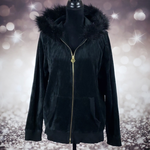 Michael Kors Tops - 🔴 SEE NEW LISTING